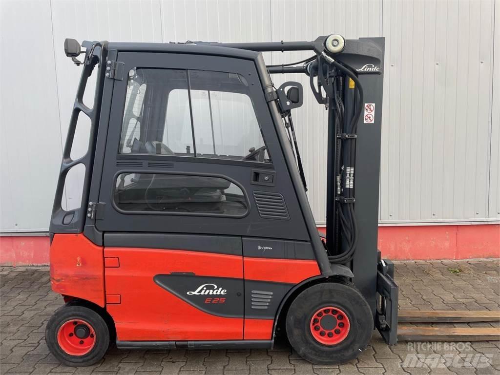 Linde E25-01-387 Empilhadores eléctricos