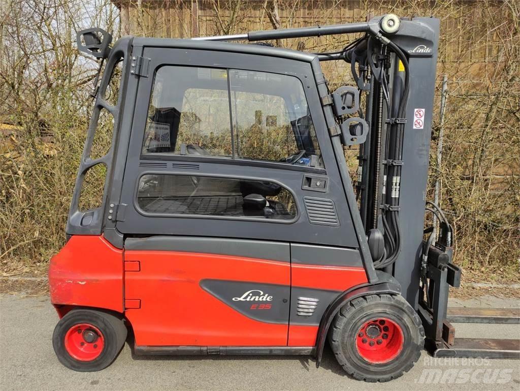 Linde E35L-01-387 Empilhadores eléctricos