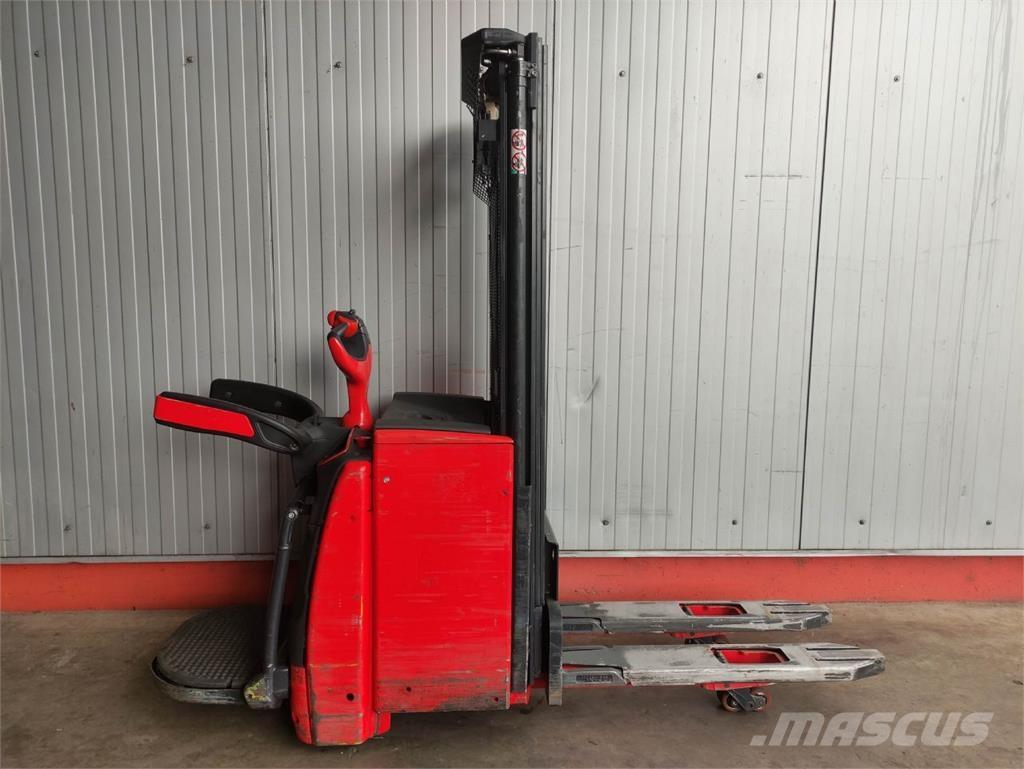 Linde L14 APi Empilhador para operador externo
