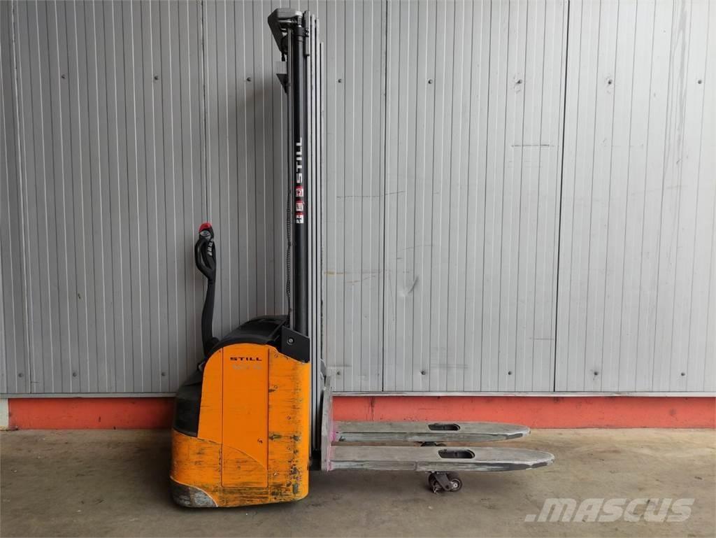 Still EGV 16 i Empilhador para operador externo