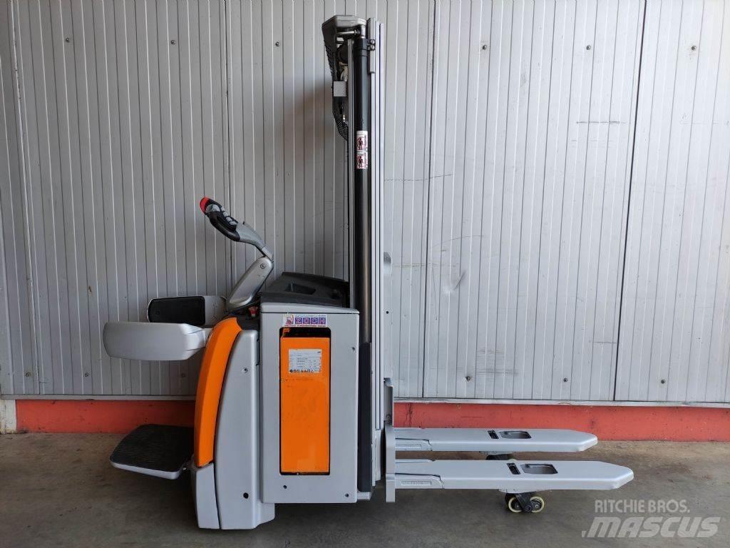 Still EXV-SF16i (LACK NEU) Empilhador para operador externo