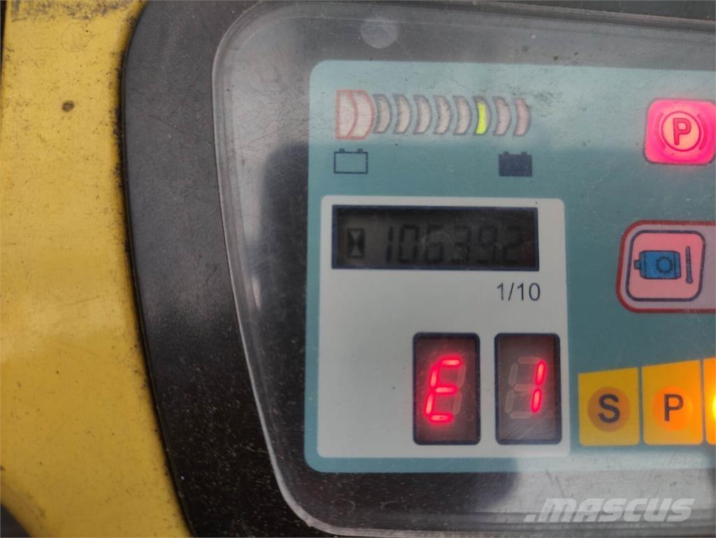 Toyota 7FBEF15 Empilhadores eléctricos