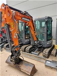 Develon DX27Z-7