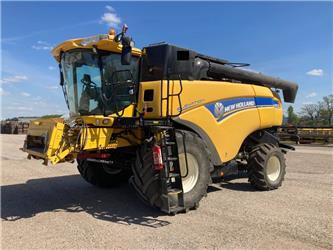 New Holland CX 8070