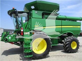 John Deere S680