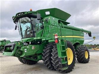 John Deere S680