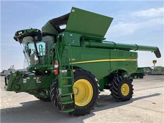 John Deere S780