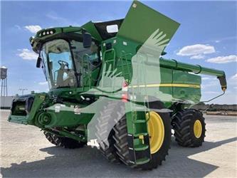 John Deere S780