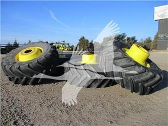 Michelin 800/70R38