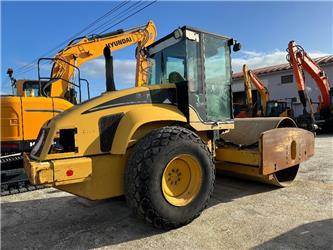 Caterpillar CS 663 E