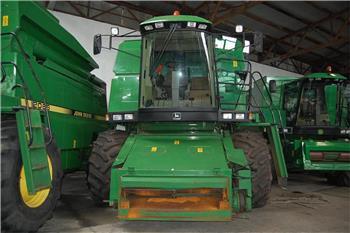 John Deere 2064