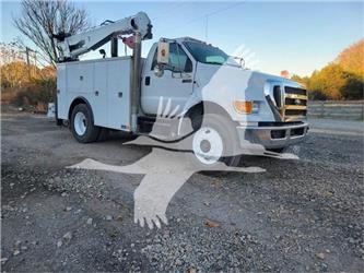 Ford F750 XLT