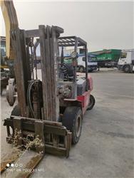  SCA FORK LIFT