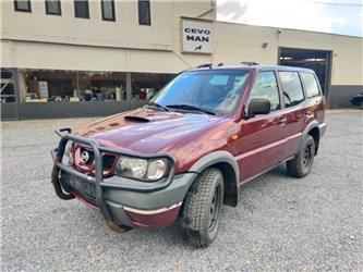 Nissan Terrano R20