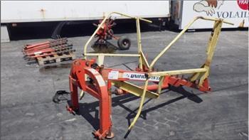 CLAAS Unifarm CR 330
