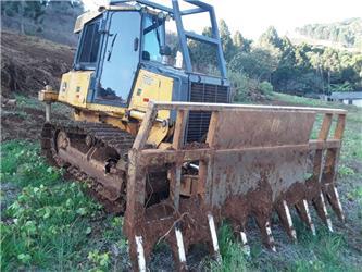 John Deere 700J