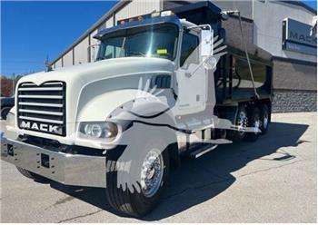 Mack GRANITE GU713