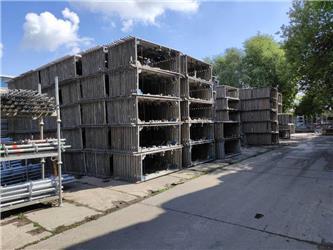 Layher Blitz 0,73m --- 1002 sqm