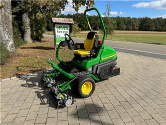 John Deere 2750 E-Cut