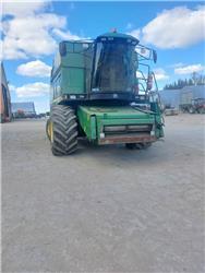 John Deere 2264