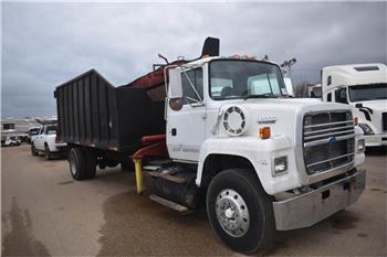 Ford L8000