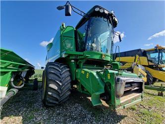 John Deere S690