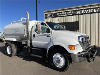 Ford F-750