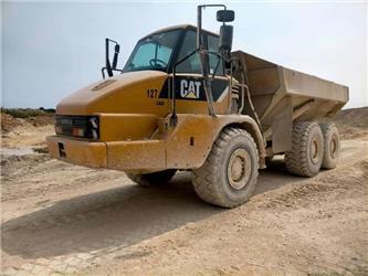 Caterpillar 730