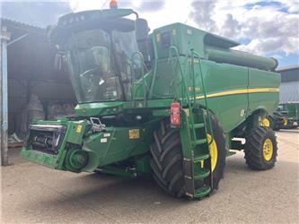 John Deere S780i HM
