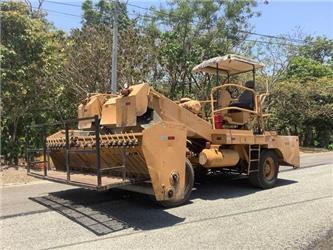 Etnyre K4WD