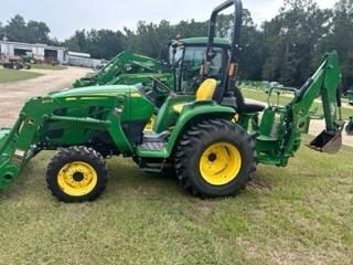 John Deere 3038E