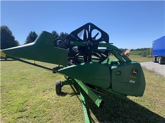 John Deere 635F