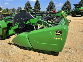 John Deere 640FD