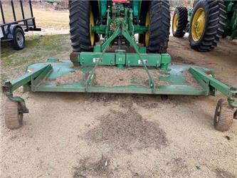 John Deere MX10