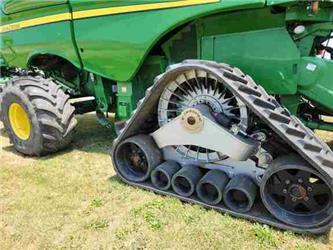 John Deere S680