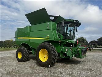 John Deere S780