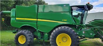 John Deere S780