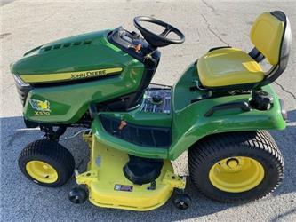 John Deere X570