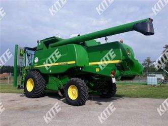 John Deere T660