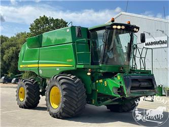 John Deere S690i