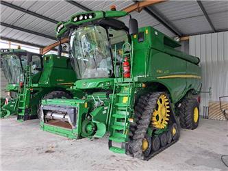 John Deere S780