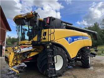New Holland CX 8070