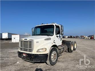Freightliner M2112