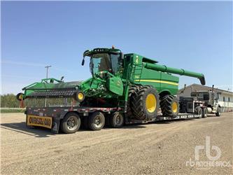 John Deere S690