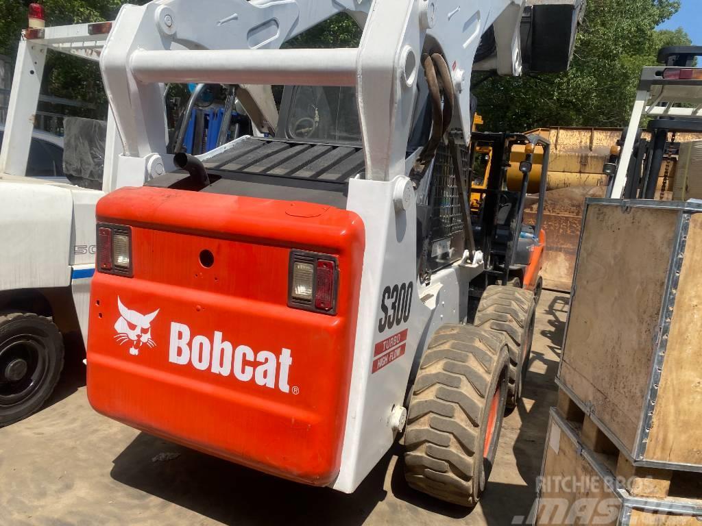 Bobcat S 300 Carregadoras de direcção deslizante