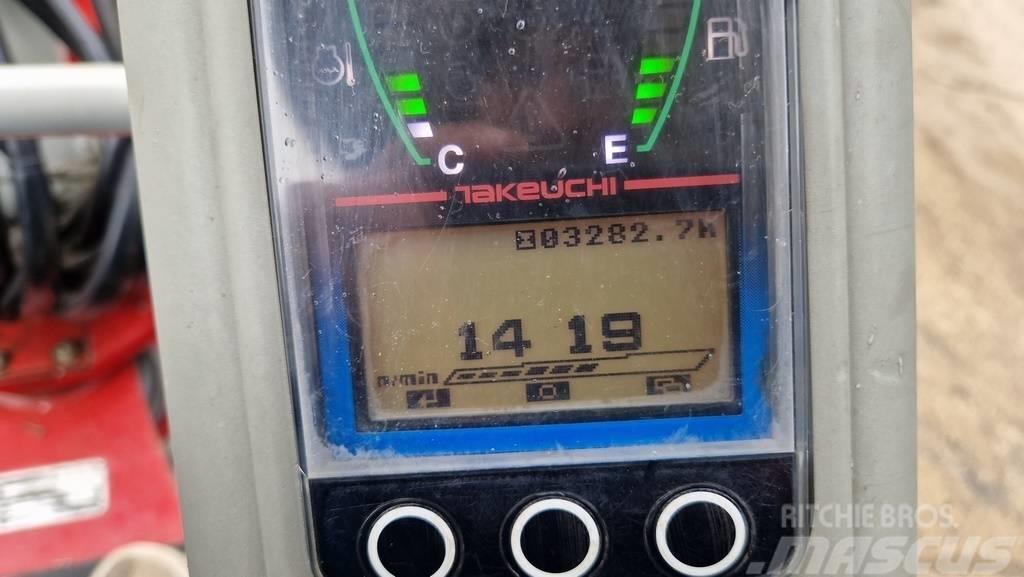 Takeuchi TB225 - POWERTILT - 3X BUCKETS - 2019 YEAR Mini Escavadoras <7t