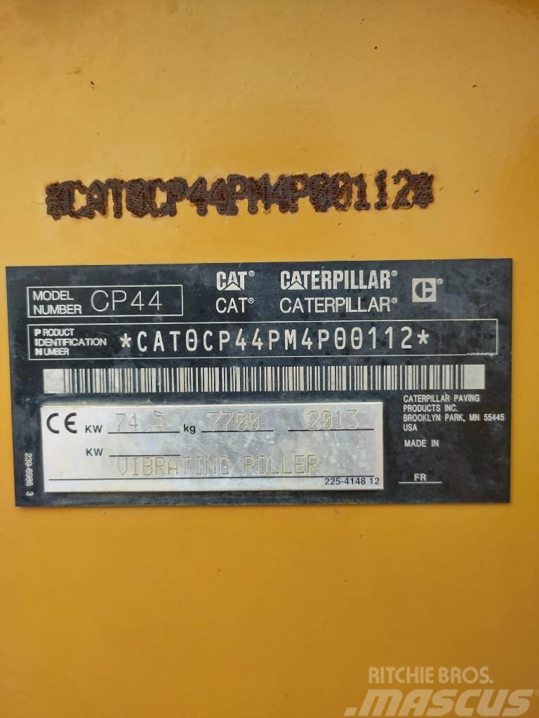 CAT CP44 Cilindros Compactadores monocilíndricos