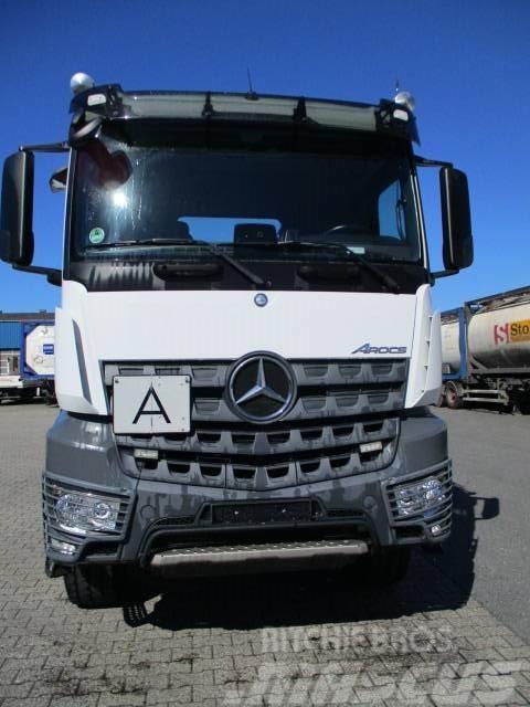 Daimler-Benz AROCS  3345 Allrad Tractores (camiões)