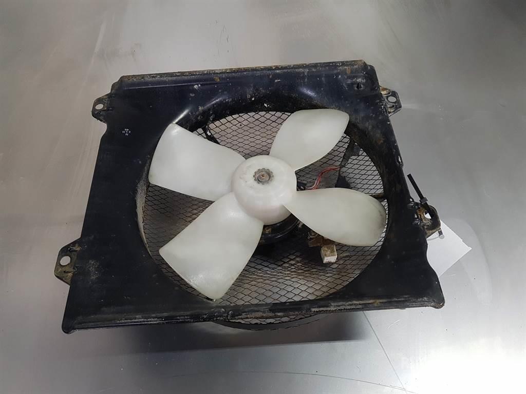 Komatsu WA 320 - 5H - Cooler fan/Kühlerlüfter/Koelvin Hidráulica