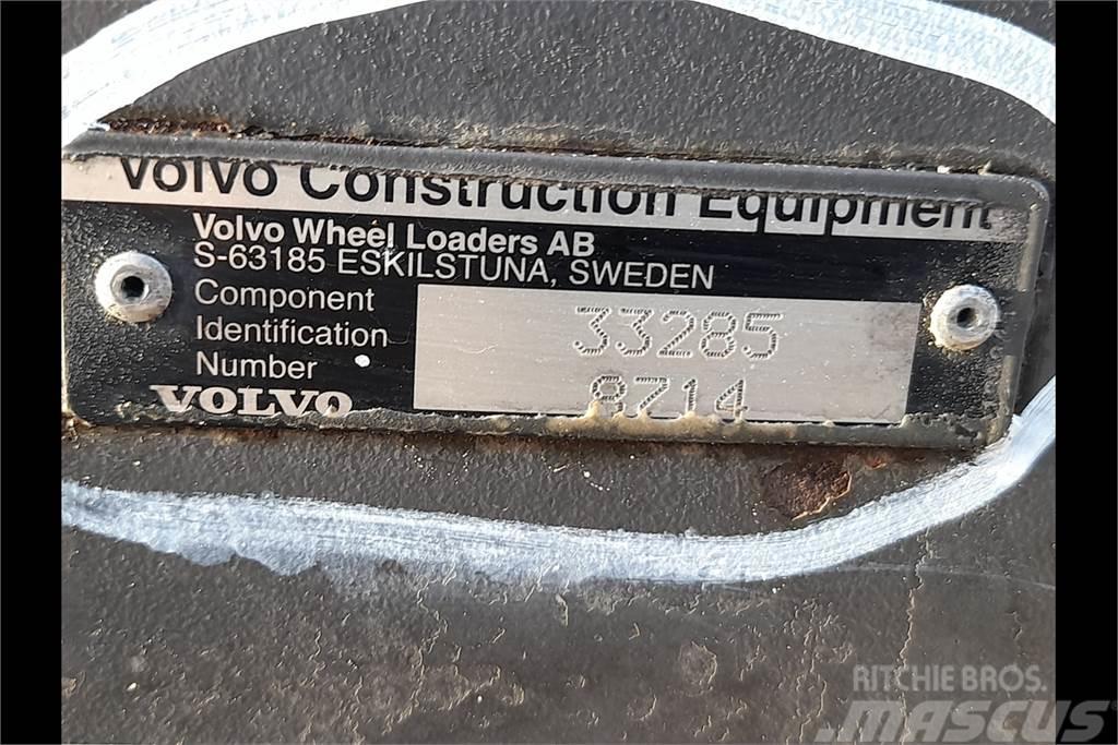 Volvo L90 F Lifting Frame Outros